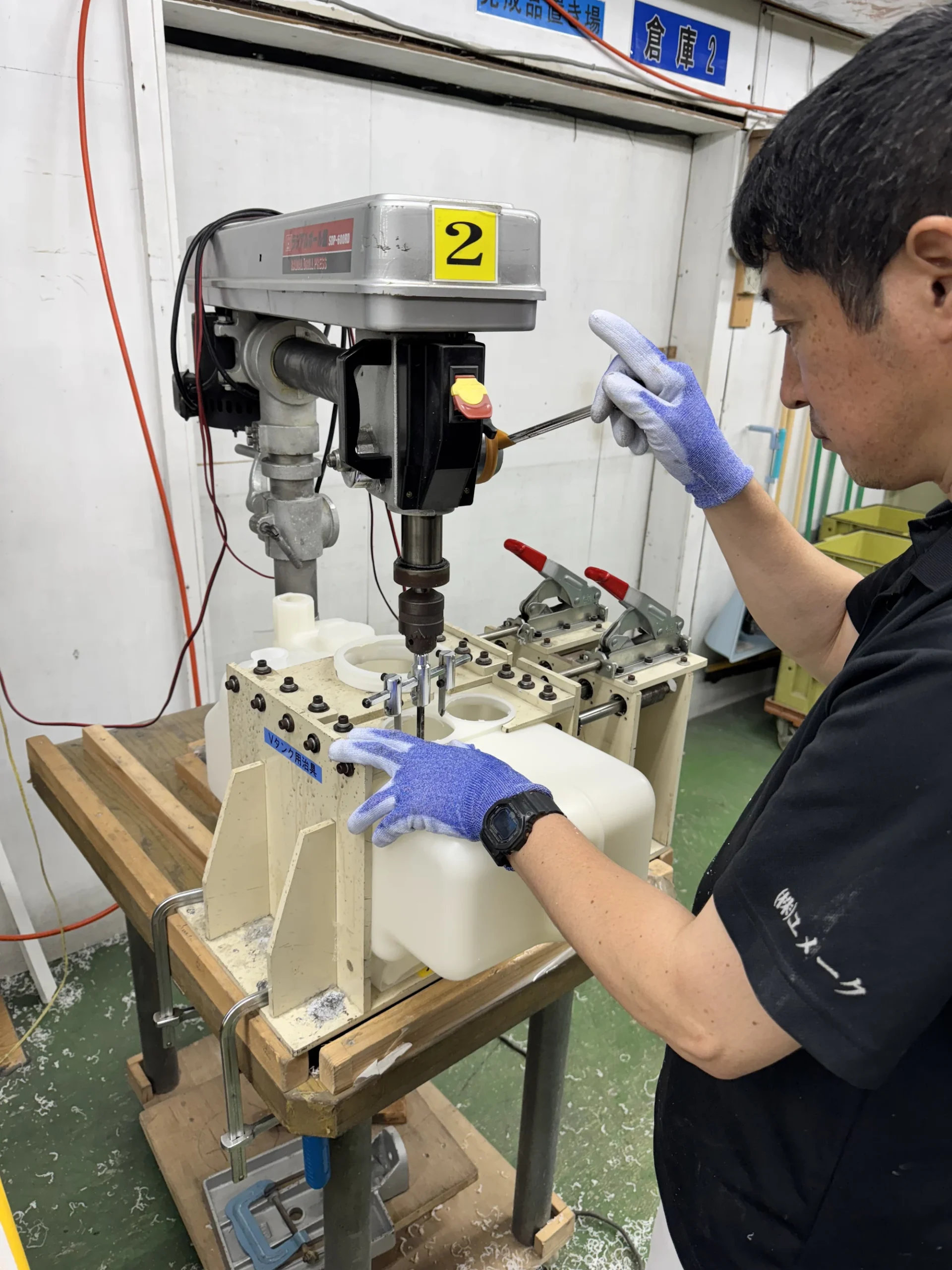 プラスチック成型品の工場作業・ものづくり職